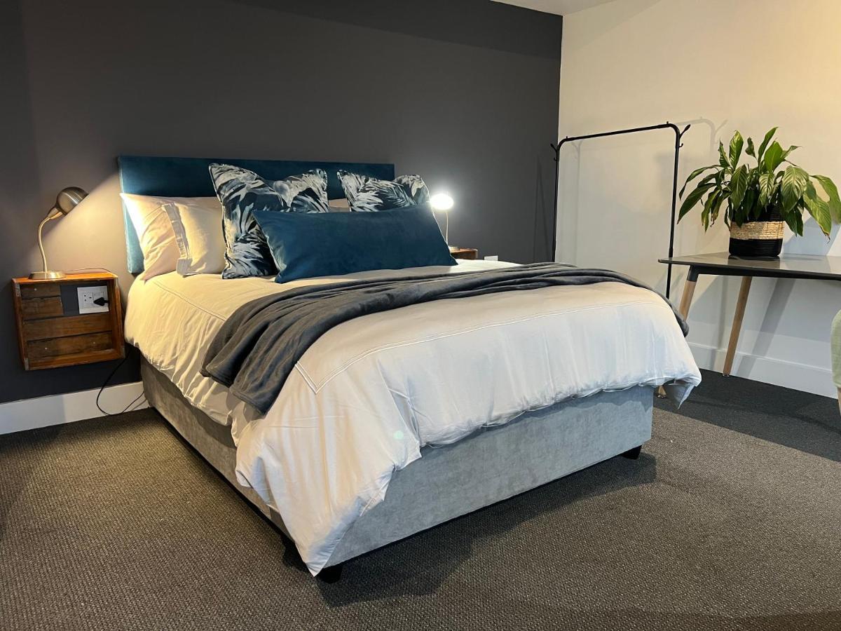 Waterfront Studio Apartment No 5 Херманус Екстериор снимка